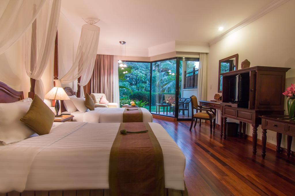 Palace Residence & Villa Siem Reap Exteriör bild