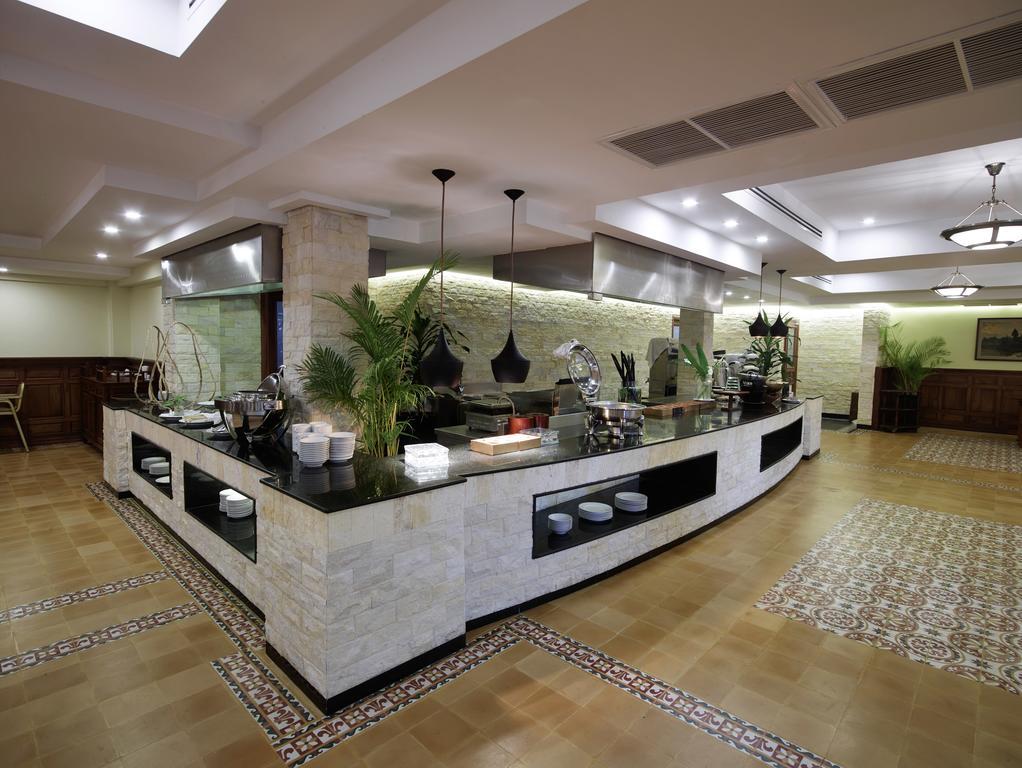 Palace Residence & Villa Siem Reap Exteriör bild