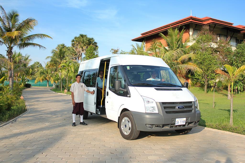 Palace Residence & Villa Siem Reap Exteriör bild