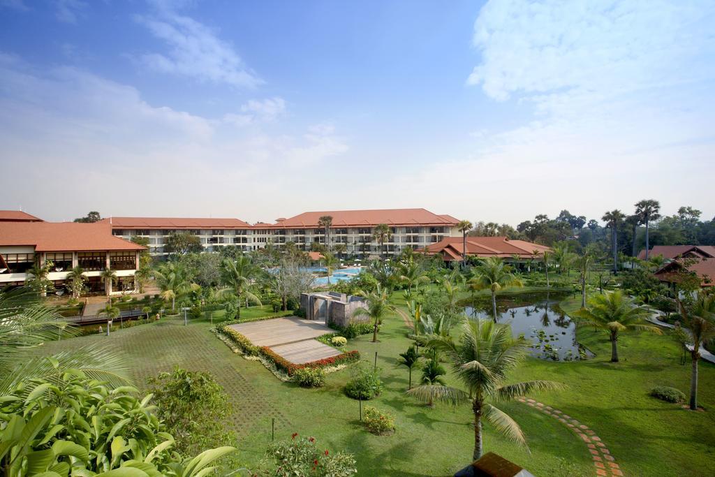 Palace Residence & Villa Siem Reap Exteriör bild